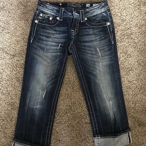 Miss me capris with cross on the back pockets